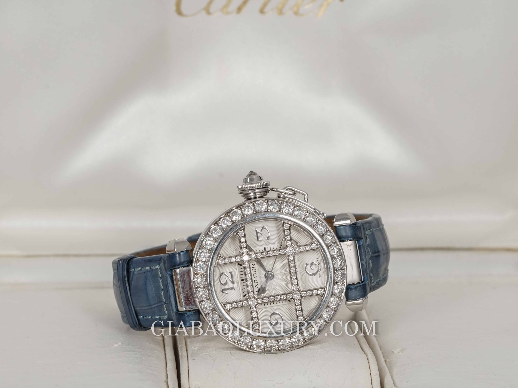 Đồng Hồ Cartier Pasha Diamond Grid WJ116136