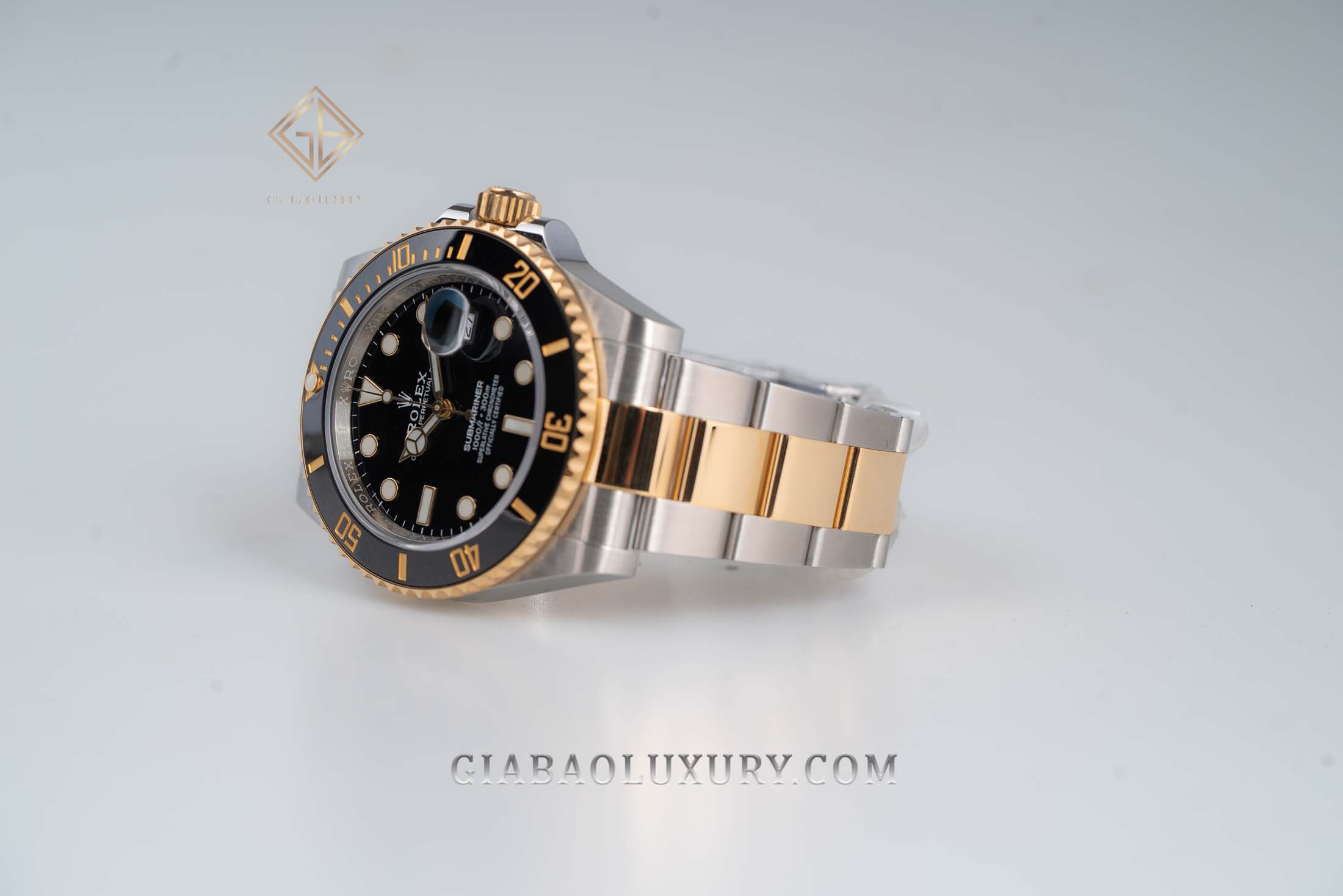 Đồng Hồ Rolex Submariner 126613LN Mặt Số Đen (Like New)