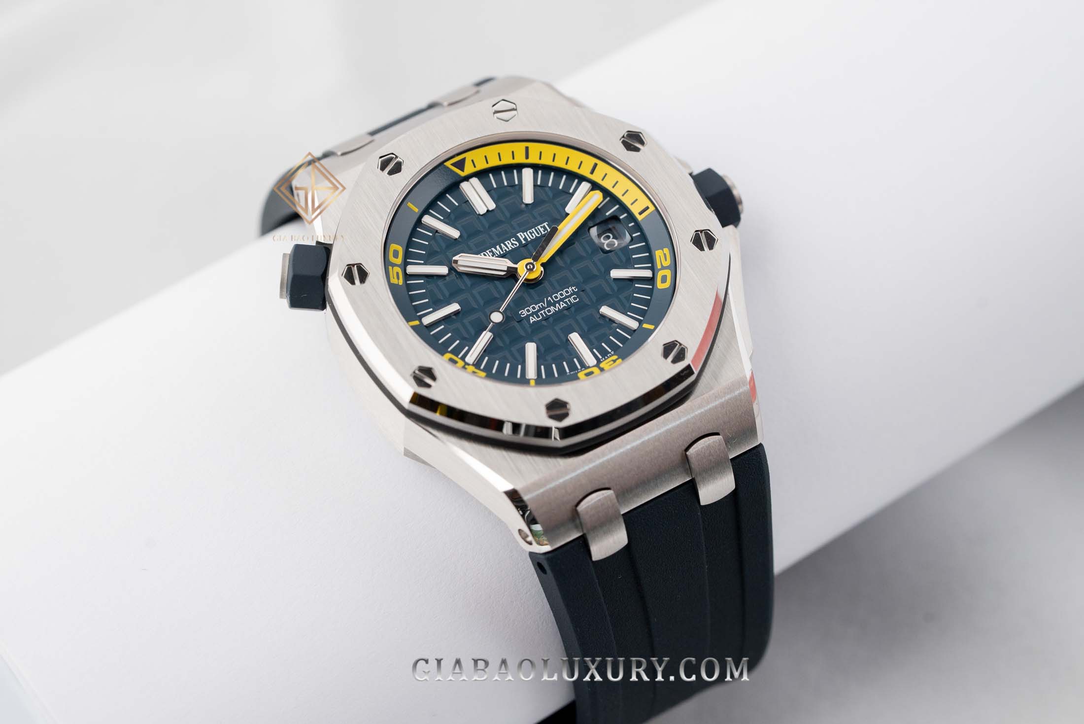 Đồng Hồ Audemars Piguet Royal Oak Offshore Diver 15710ST.OO.A027CA.01 Đồng Hồ Audemars Piguet Royal Oak Offshore Diver 15710ST.OO.A027CA.01
