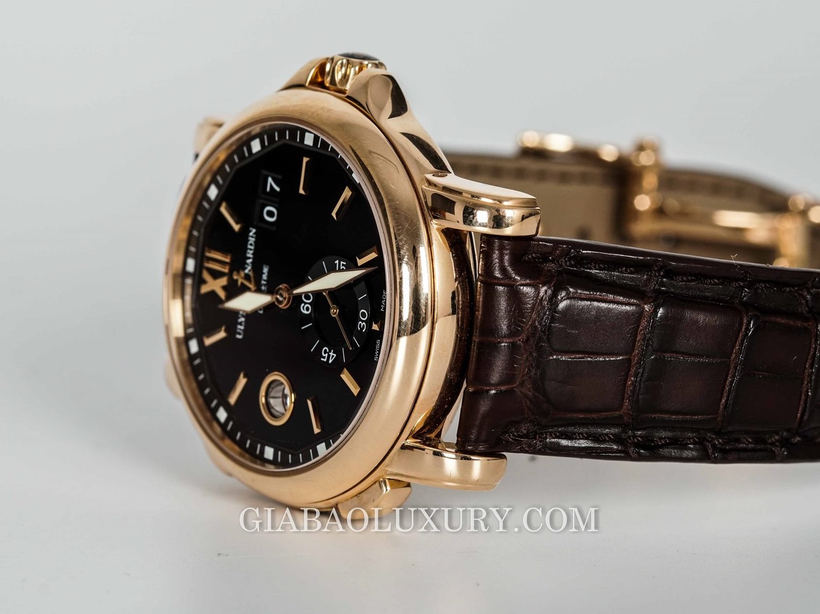 đồng hồ ulysse nardin Đồng Hồ Ulysse Nardin GMT Big Date 246-55/95
