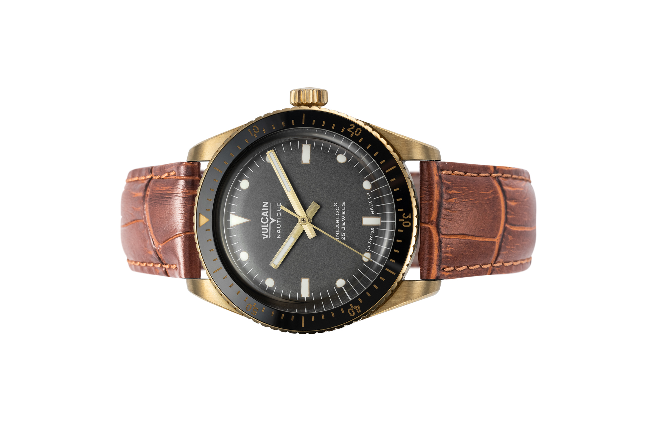 Đồng Hồ Vulcain Skindiver Nautique Bronze & Gray 662170A17.BNC201 Đồng hồ đeo tay thương hiệu Vulcain, dòng sản phẩm Skindiver Nautique, Ref no: 662170A17, mặt số màu xám size 38mm, máy tự động, vỏ đồng hồ bằng đồng, dây da bê, hàng mới 100%