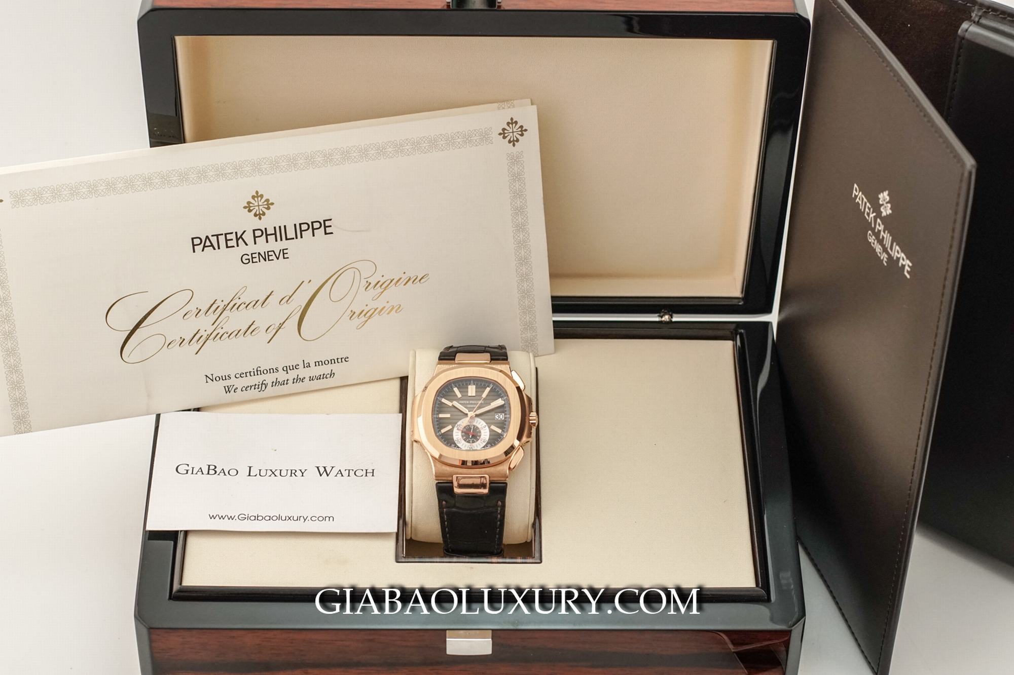 Đồng Hồ Patek Philippe Nautilus 5980R-001 Đồng Hồ Patek Philippe Nautilus 5980R-001