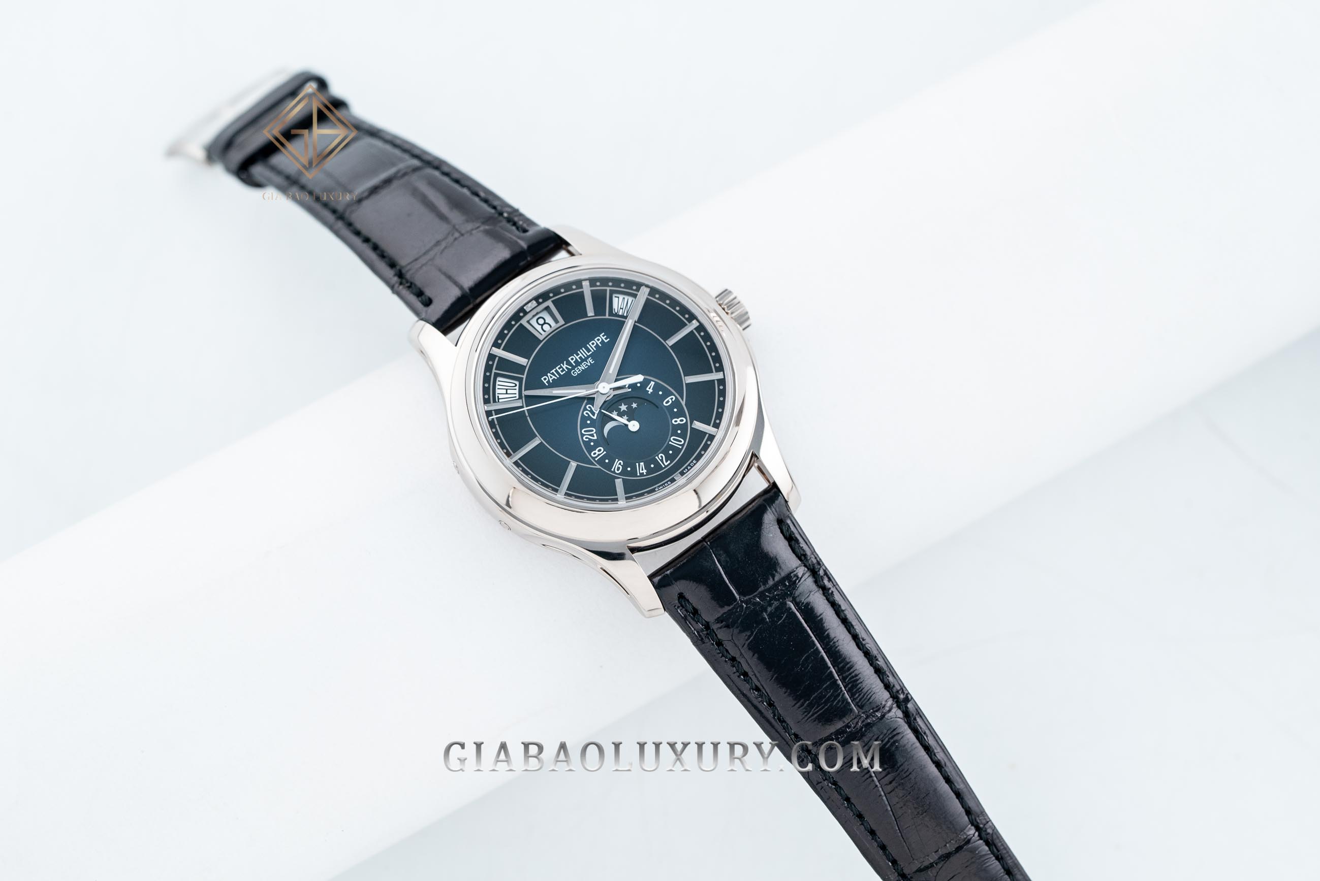 Đồng Hồ Patek Philippe Complications 5205G-013