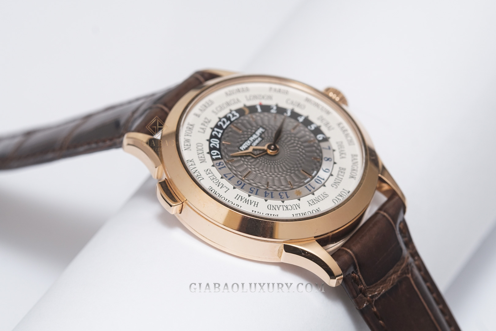 Đồng Hồ Patek Philippe Complications 5230R-012 Đồng Hồ Patek Philippe Complications 5230R-012
