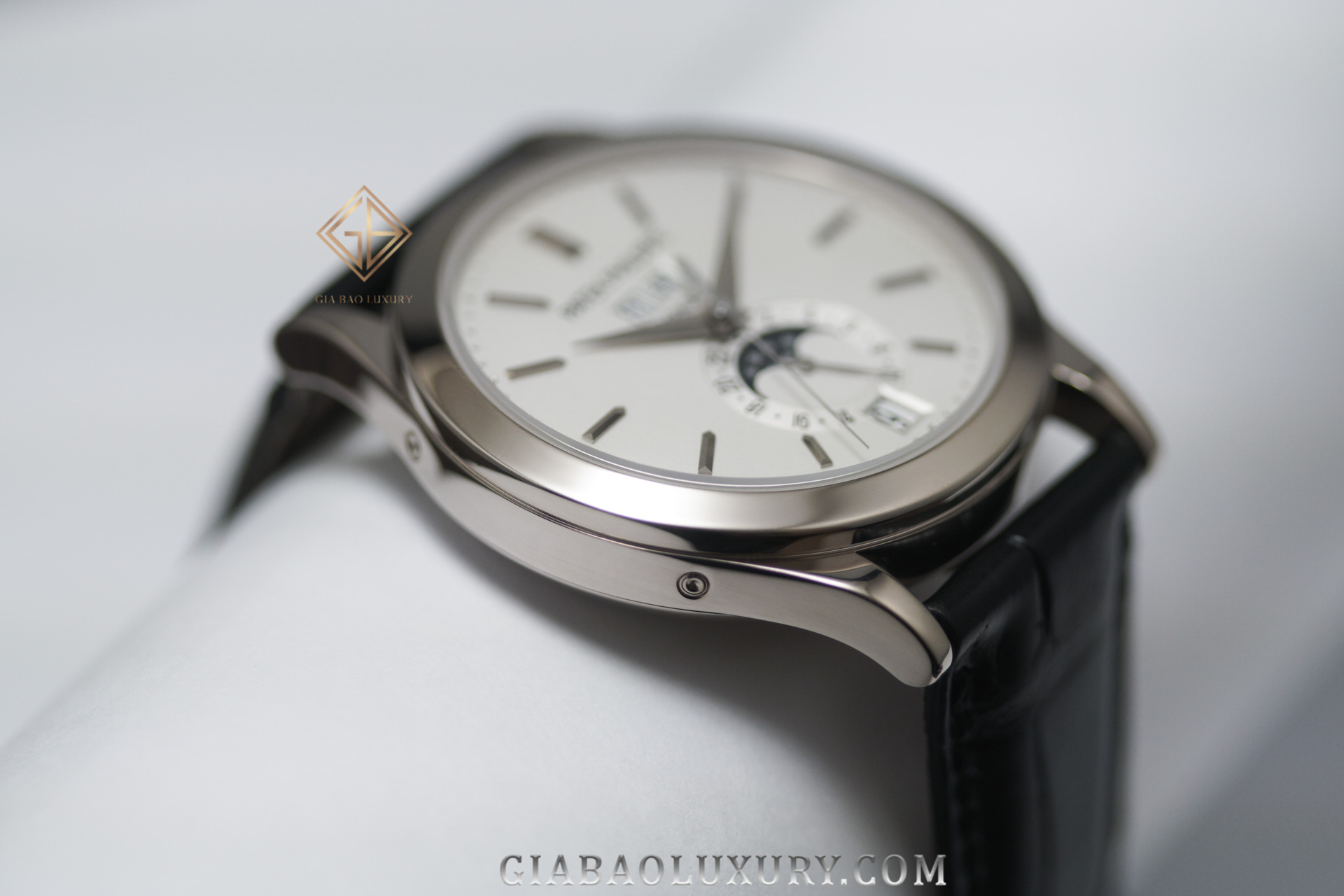 Đồng Hồ Patek Philippe Complications 5396G-011 (Used)