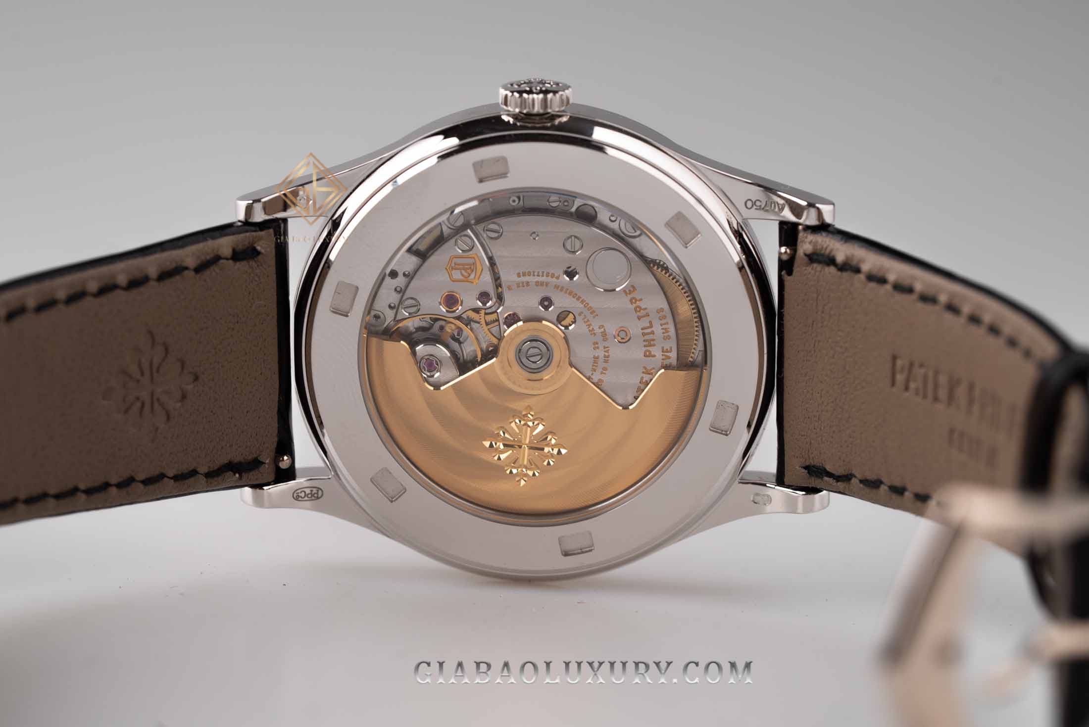 Đồng Hồ Patek Philippe Calatrava 5297G-001 Đồng Hồ Patek Philippe Calatrava 5297G-001