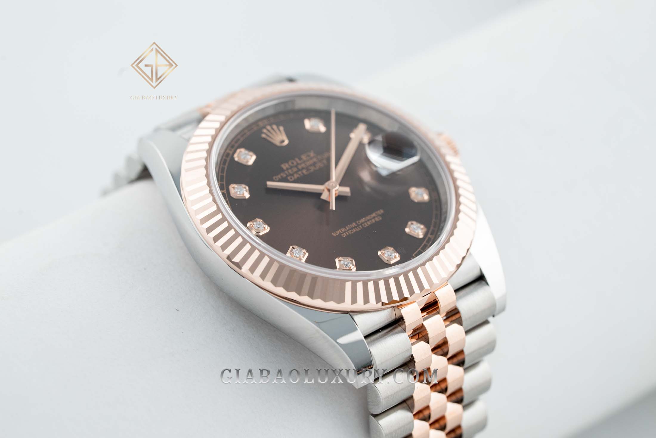 Đồng Hồ Rolex Datejust 41 126331 Mặt Số Chocolate Nạm Kim Cương (Like New)