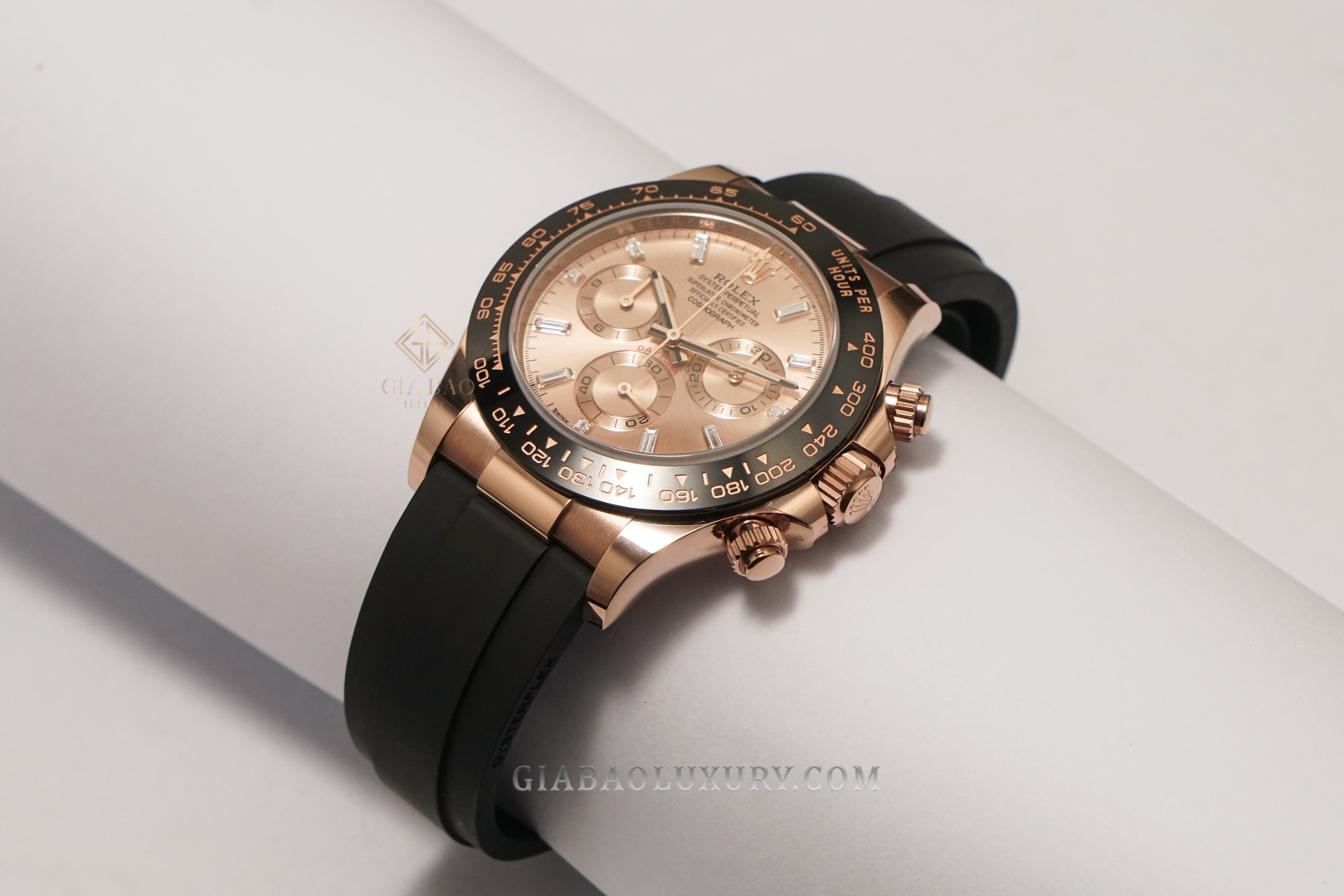 Đồng Hồ Rolex Cosmograph Daytona 116515LN Mặt Số Hồng Cọc Số Kim Cương Baguette