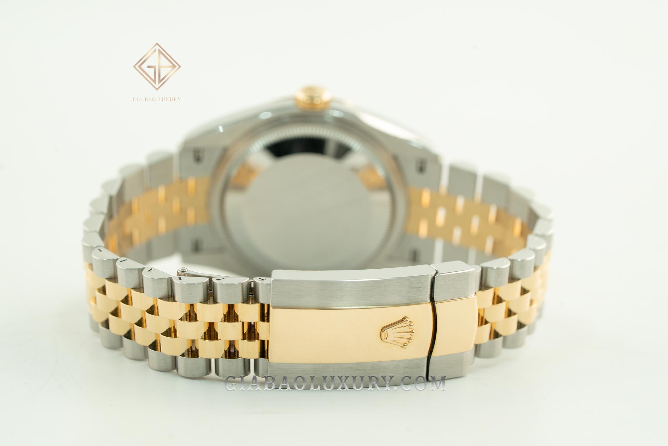 Rolex Datejust 36 126233 Mặt Số Champagne Nạm Kim Cương Đồng Hồ Rolex Datejust 36 126233 Mặt Số Vàng Champagne Cọc Số Nạm Kim Cương