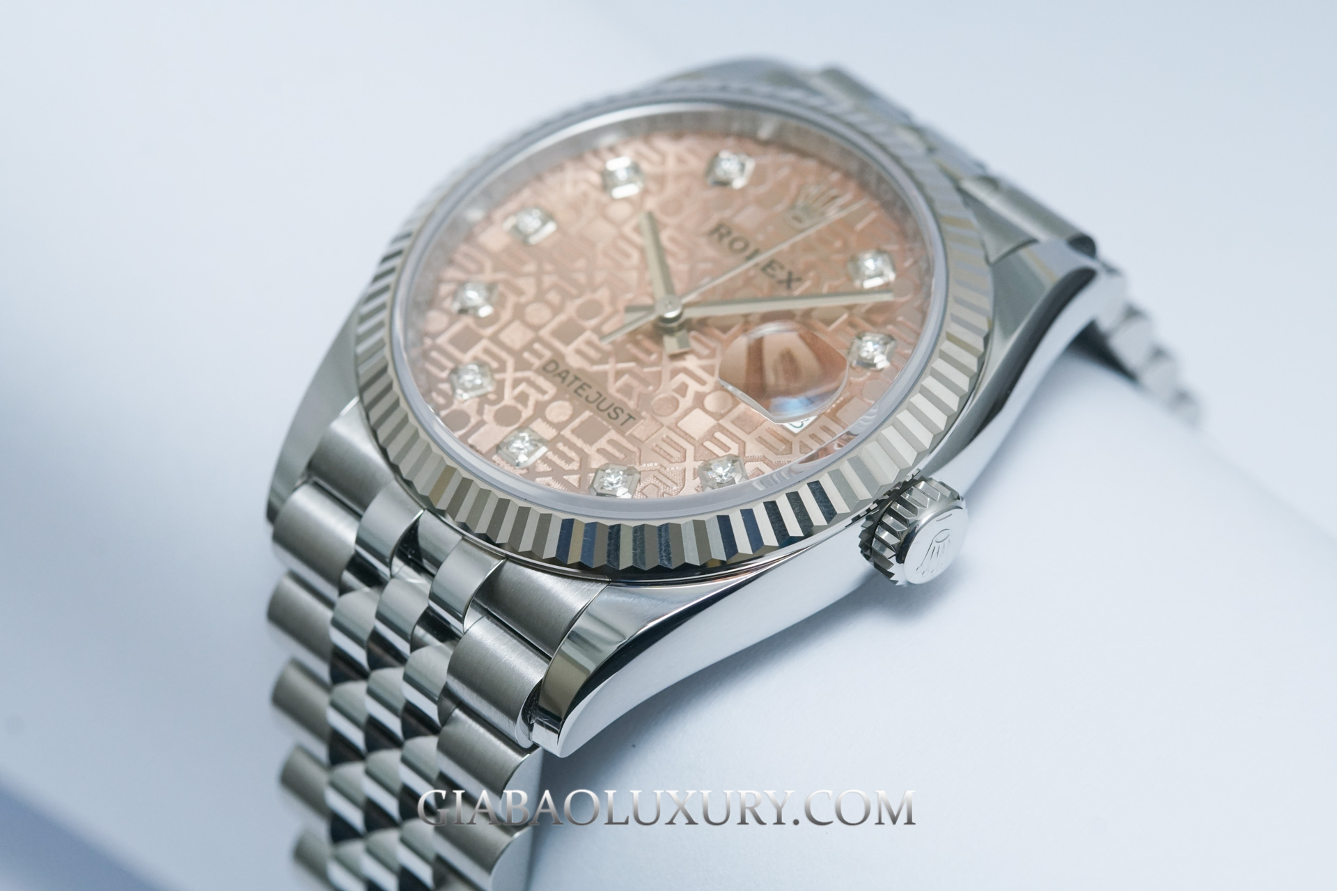 Đồng Hồ Rolex Datejust 36 126234 Mặt Số Vi Tính Hồng (Like New)