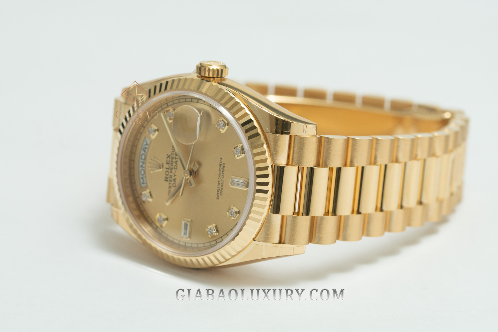 Đồng Hồ Rolex Day-Date 36 128238 Mặt Số Vàng Champagne Cọc Số Nạm Kim Cương