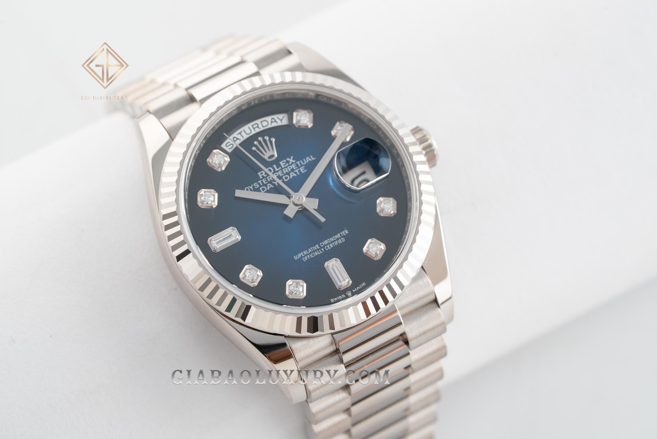 Đồng Hồ Rolex Day-Date 36 128239 Mặt Số Ombré Xanh Dương