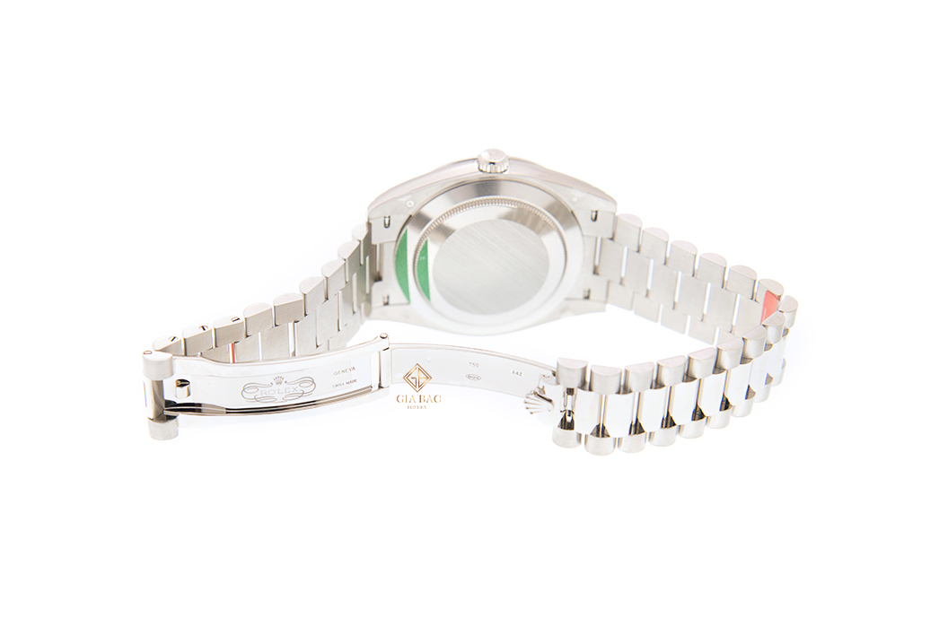 Rolex Day-Date 40 228349RBR Mặt Số Bạc Nạm Kim Cương Đồng Hồ Rolex Day-Date 40 228349RBR Mặt Số Bạc Nạm Kim Cương