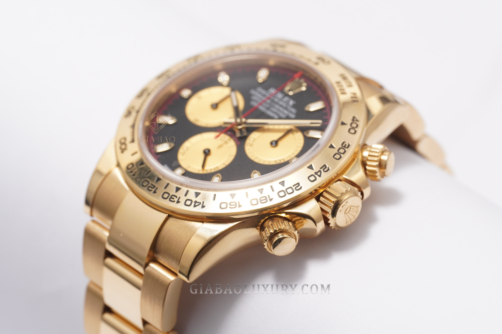 Đồng Hồ Rolex Cosmograph Daytona 116508 Mặt Số Đen Vàng Champagne