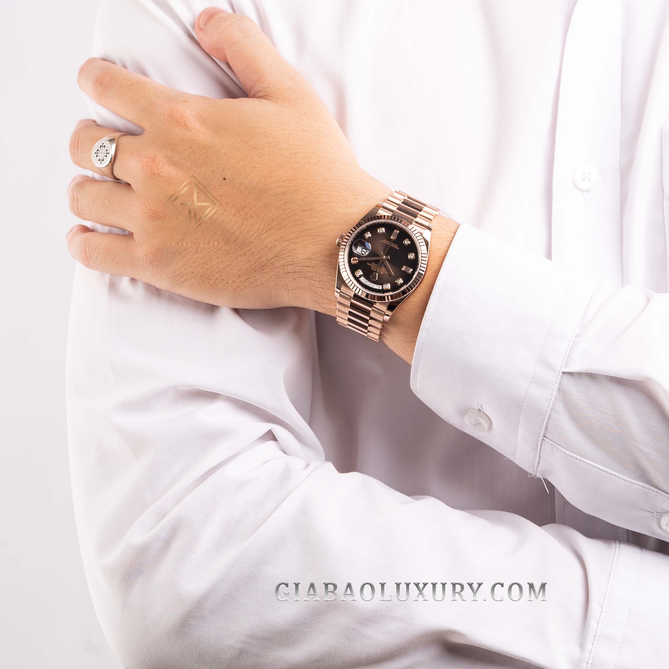 Rolex Day-Date 36 128235-0037 Mặt Số Ombre Nâu Đồng Hồ Rolex Day-Date 36 128235 Mặt Số Ombre Nâu