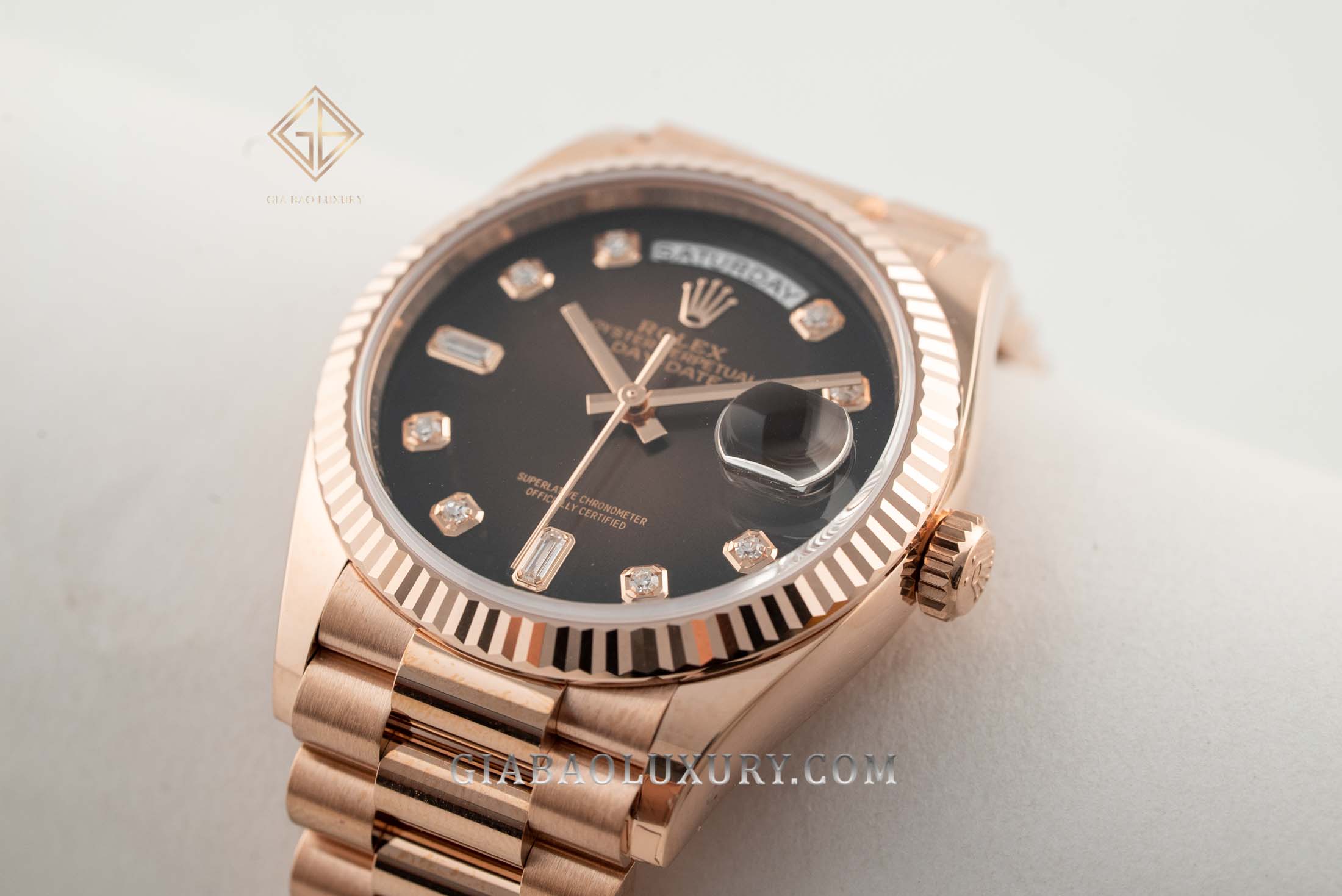 Rolex Day-Date 36 128235-0037 Mặt Số Ombre Nâu Đồng Hồ Rolex Day-Date 36 128235 Mặt Số Ombre Nâu