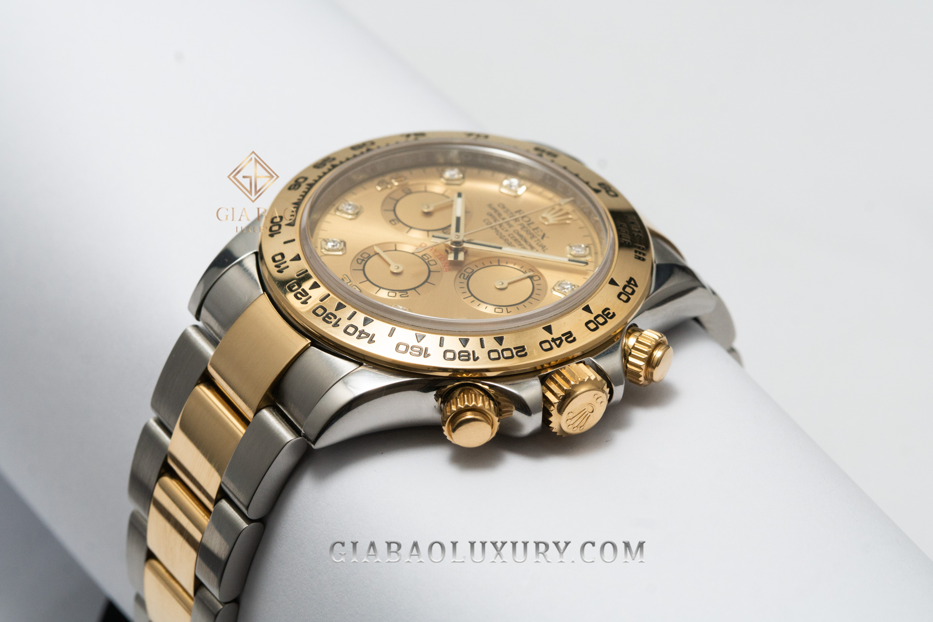 Đồng Hồ Rolex Cosmograph Daytona 116503 Mặt Số Vàng Champagne Nạm Kim Cương
