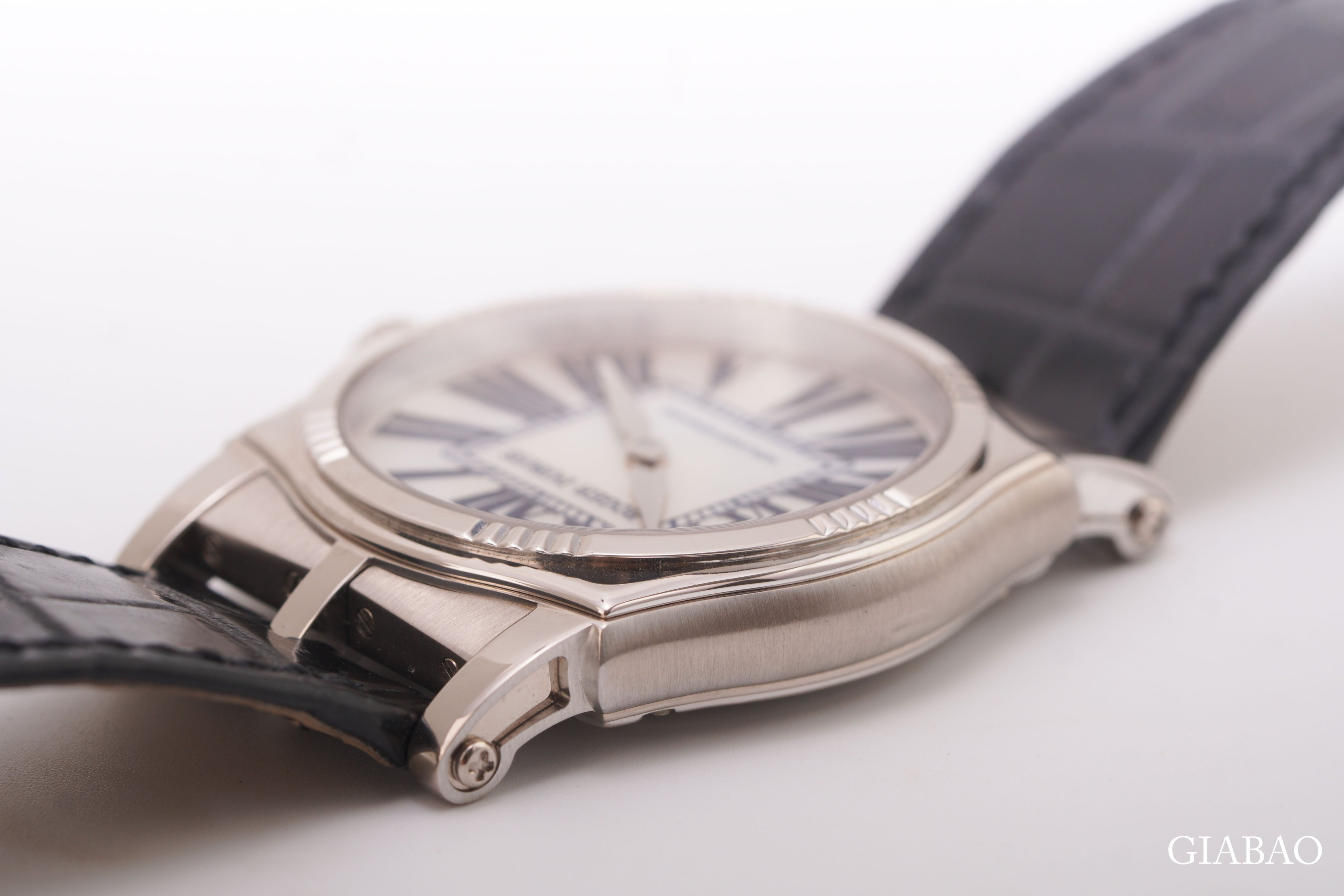 Đồng Hồ Roger Duduis Sympathy SY40 14 0 Đồng Hồ Roger Dubuis Sympathie SY40 14 0 (Used)