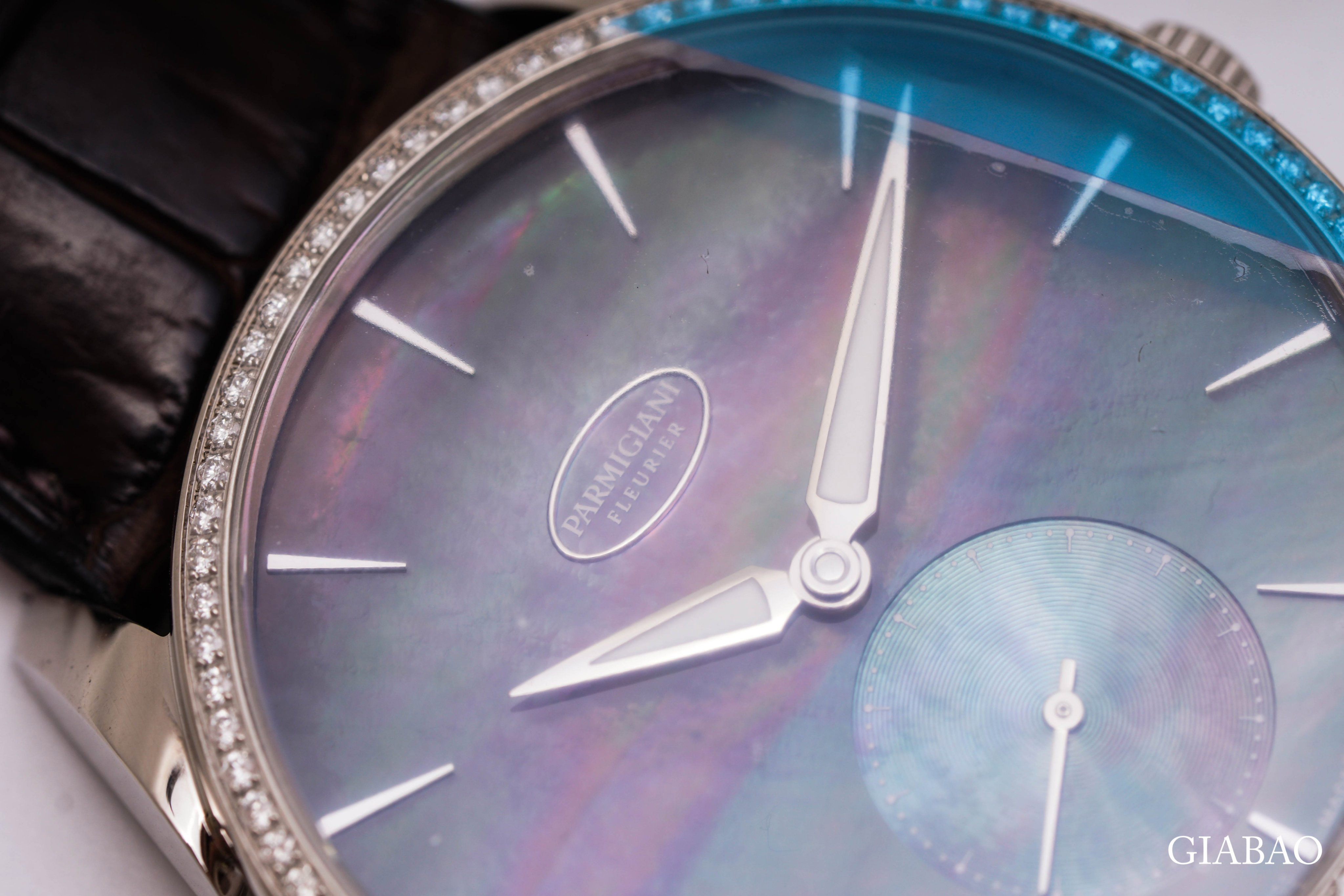 Đồng Hồ Parmigiani Fleurier Tonda 1950 PFC267-1263800-HC2641 Mặt Số Xà Cừ Tím Đồng Hồ Parmigiani Fleurier Tonda 1950 PFC267-1263800-HC2641 Mặt Số Xà Cừ Tím
