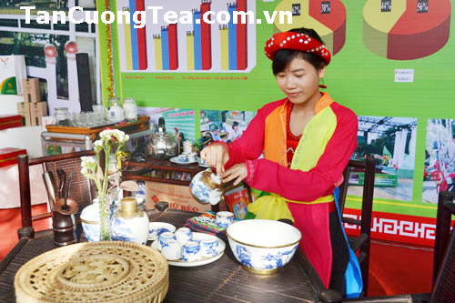Chè Thái Nguyên và thú vui sưu tầm ấm trà cổ