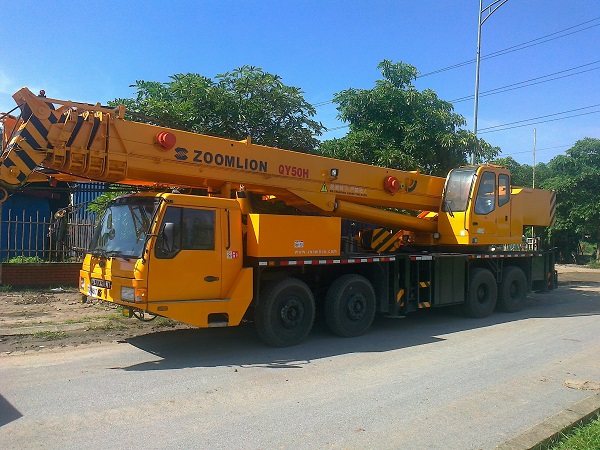 ban xe cau banh lop cu