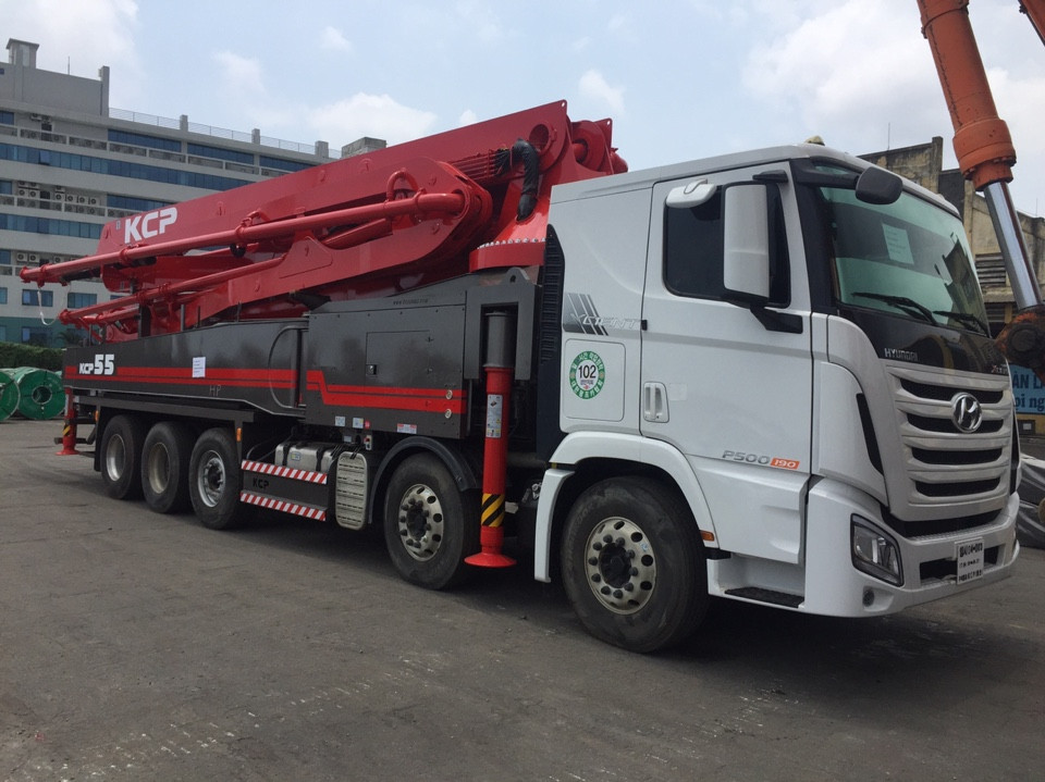 Xe bơm bê tông cũ Hàn Quốc 55m KCP
