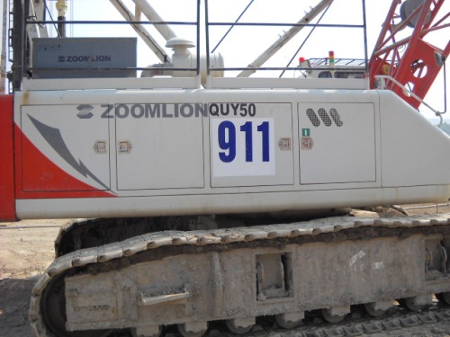 thuê cẩu bánh xích 50 tấn tại Hà Nội