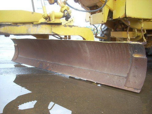 cho thue may san gia re