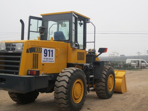 cho thue may xuc lat gau 1,7 khoi