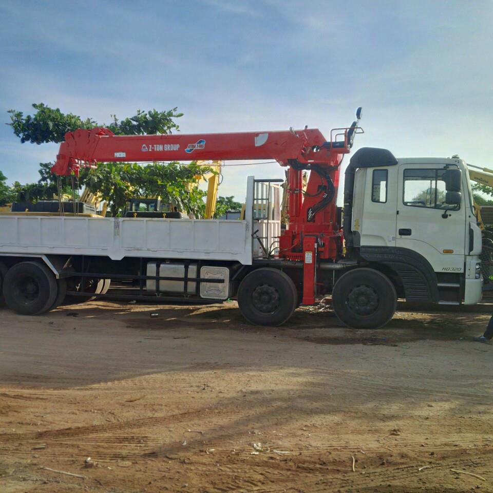 ô tô tải gắn cẩu 14 tấn ATOM Hàn Quốc gắn xe Hyundai HD320