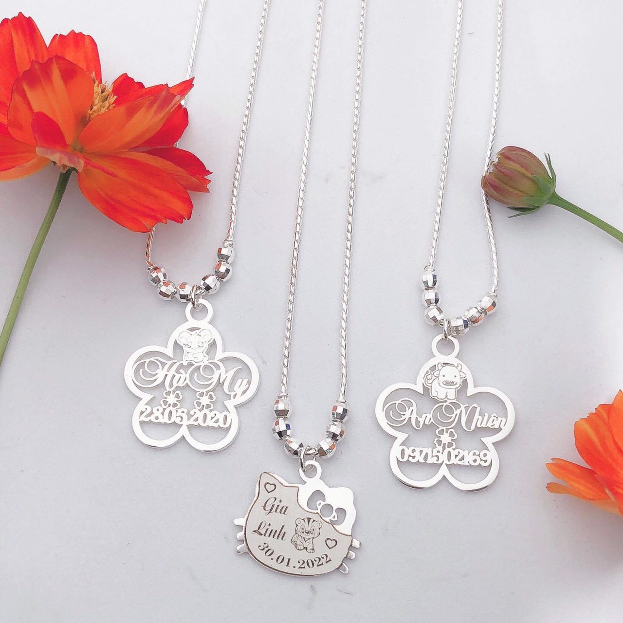 dây chuyền trẻ em