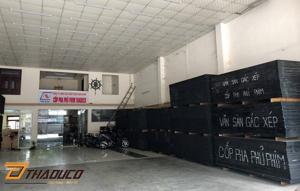 Địa chỉ cung cấp ván phủ phim giá rẻ - cốp pha phủ phim giá rẻ