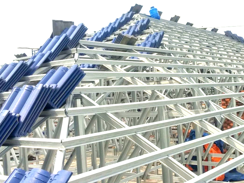Vì kèo thép mạ nhôm kẽm trọng lượng nhẹ POSTRUSS
