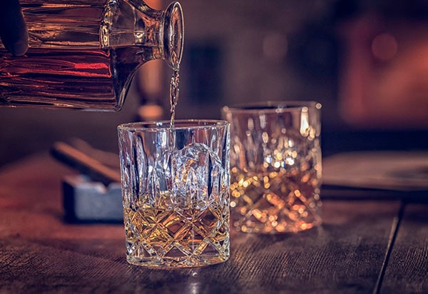 Ly rượu thủy tinh giá rẻ uống rượu mạnh