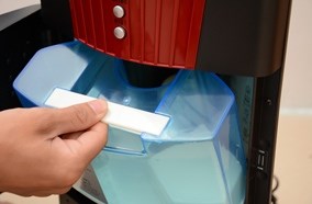 Kangaroo HYB-54 có khoang chứa nước 1,5L Kangaroo HYB-54 có khoang chứa nước 1,5L