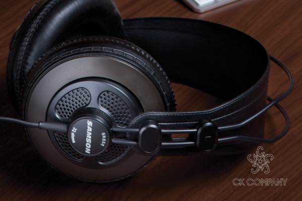 Headphones SAMSON SR850, Tai nghe phòng thu SAMSON SR850