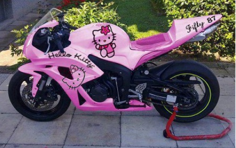 Dán đề can xe máy có bị phạt không