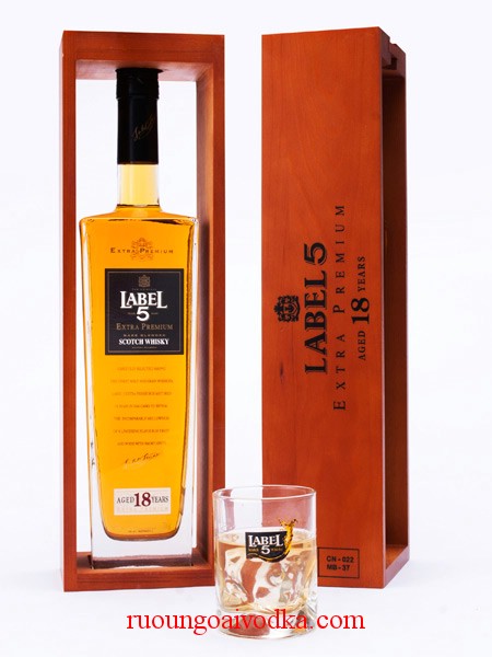 RƯỢU LABEL 5 18 YEAR