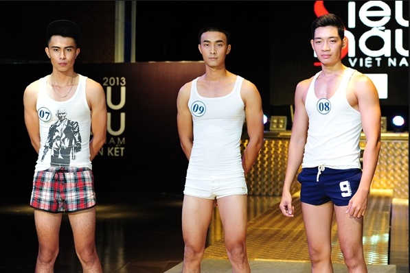 Có nên mặc quần lót bên trong quần bơi? Có nên mặc quần lót bên trong quần bơi?