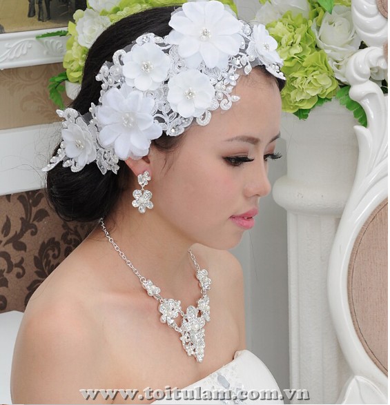 HOA CÀI TÓC CÔ DÂU ĐẸP