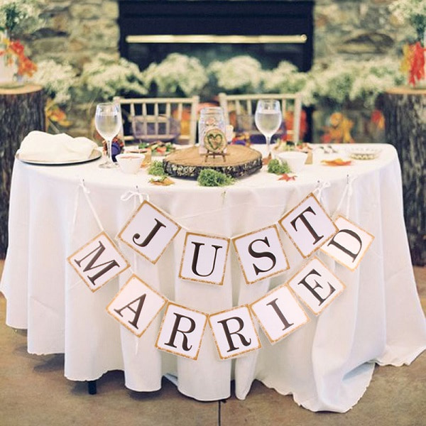 cach-trang-tri-ban-cuoi