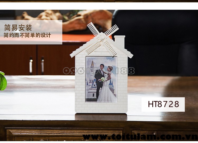 khung-anh-trang-tri-phong-cuoi