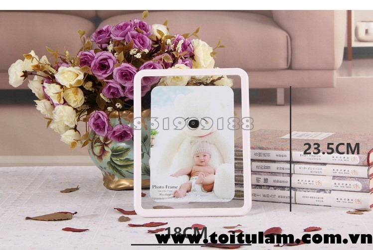 khung-anh-trang-tri-phong-cuoi