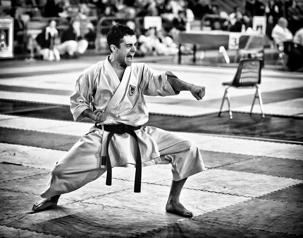 Áp dụng hơi thở để gia tăng sức mạnh các đòn đánh