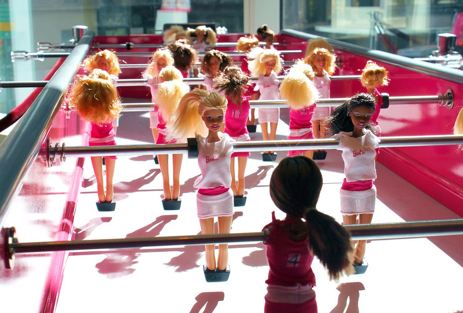 Bàn bi lắc Barbie cực dễ thương có giá lên tới 25.000$