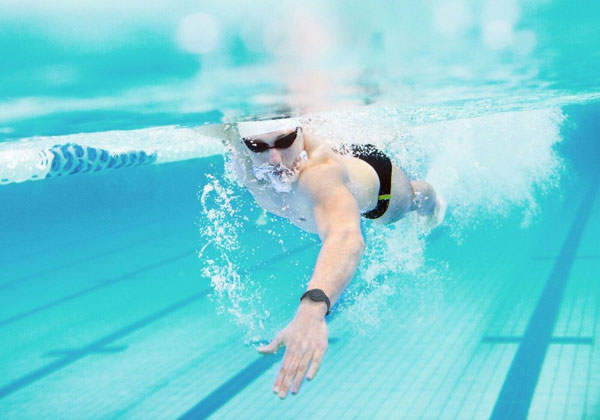 Bơi lội giúp tăng chiều cao