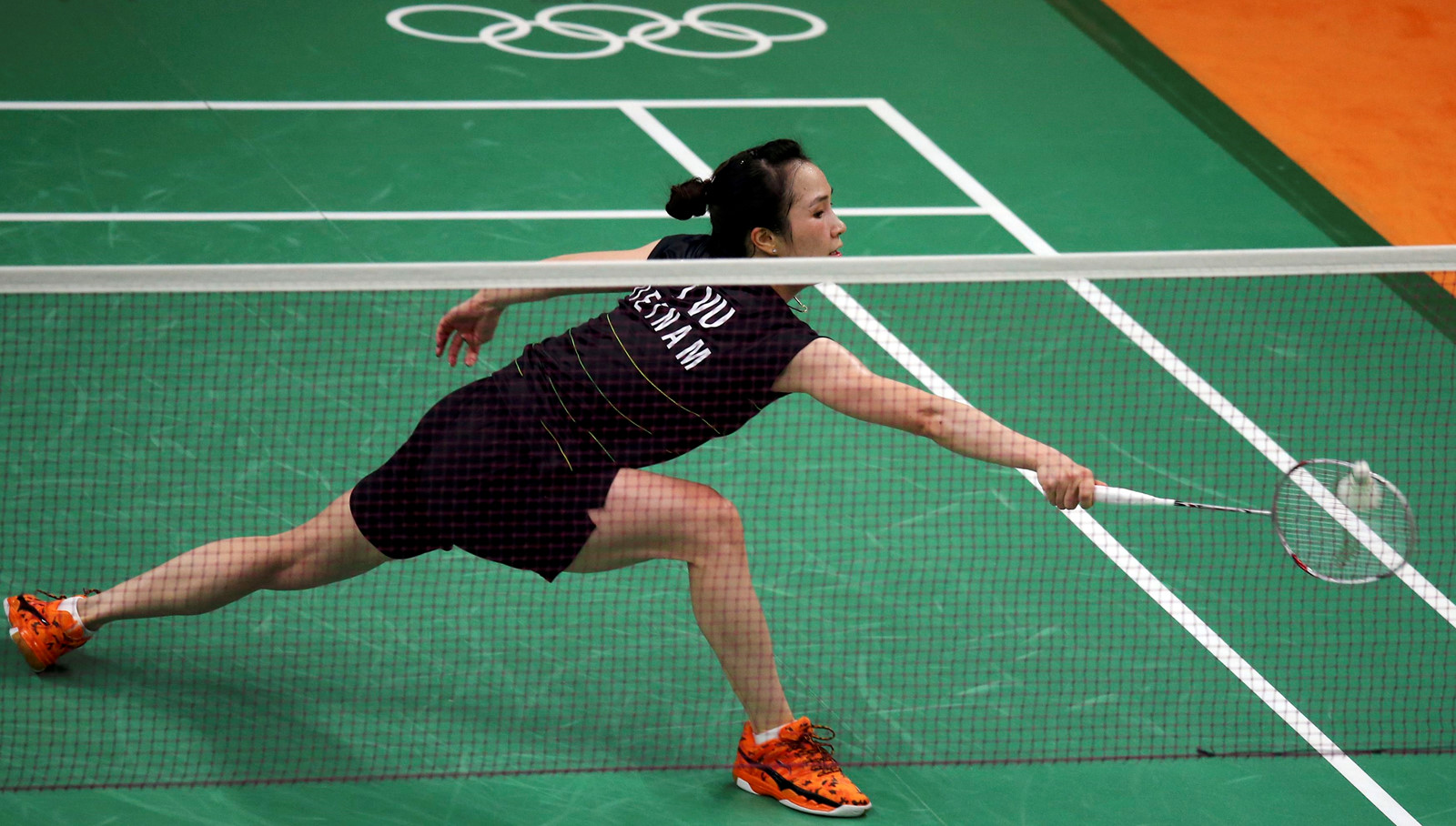 Chiến thuật cơ bản chơi cầu lông ở nội dung đánh đơn