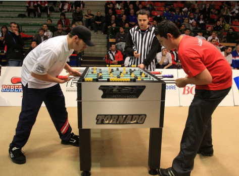 Bi lắc là một môn thi đấu giải thường xuyên và tổ chức quốc tế