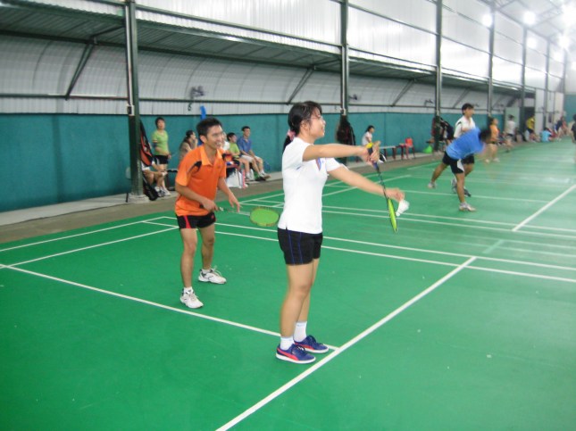 Kỹ thuật phát cầu lông