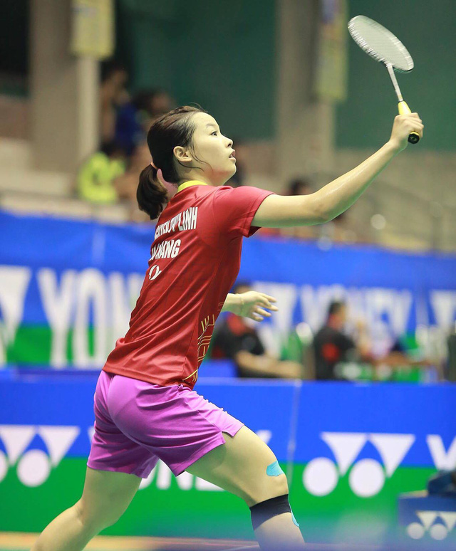 Luyện đánh cầu lông hiệu quả với vợt cầu lông